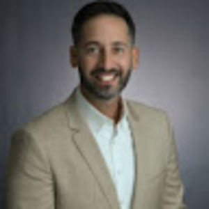 Meet your Posher, Christos